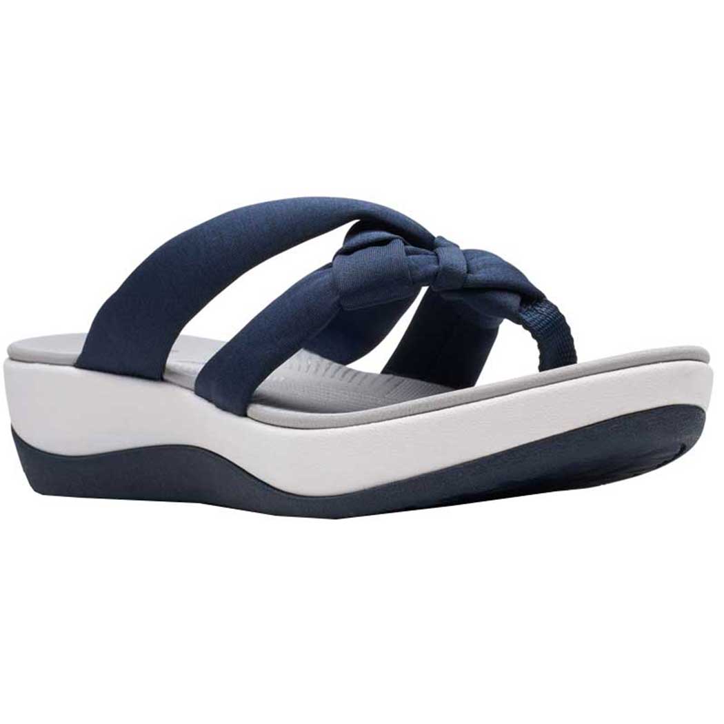 clarks navy flip flops
